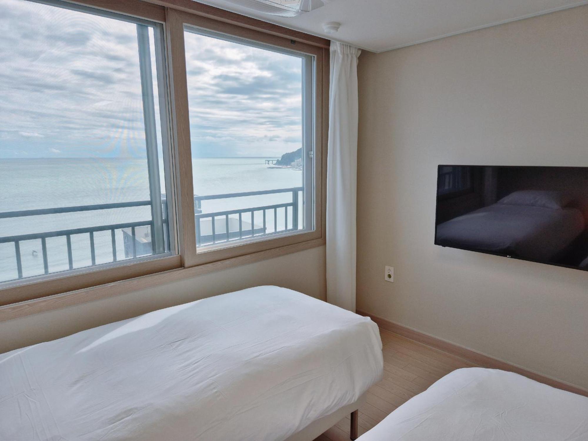 Hotel The First Ocean Songjeong Ciudad Metropolitana de Ciudad Metropolitana de Busan Exterior foto