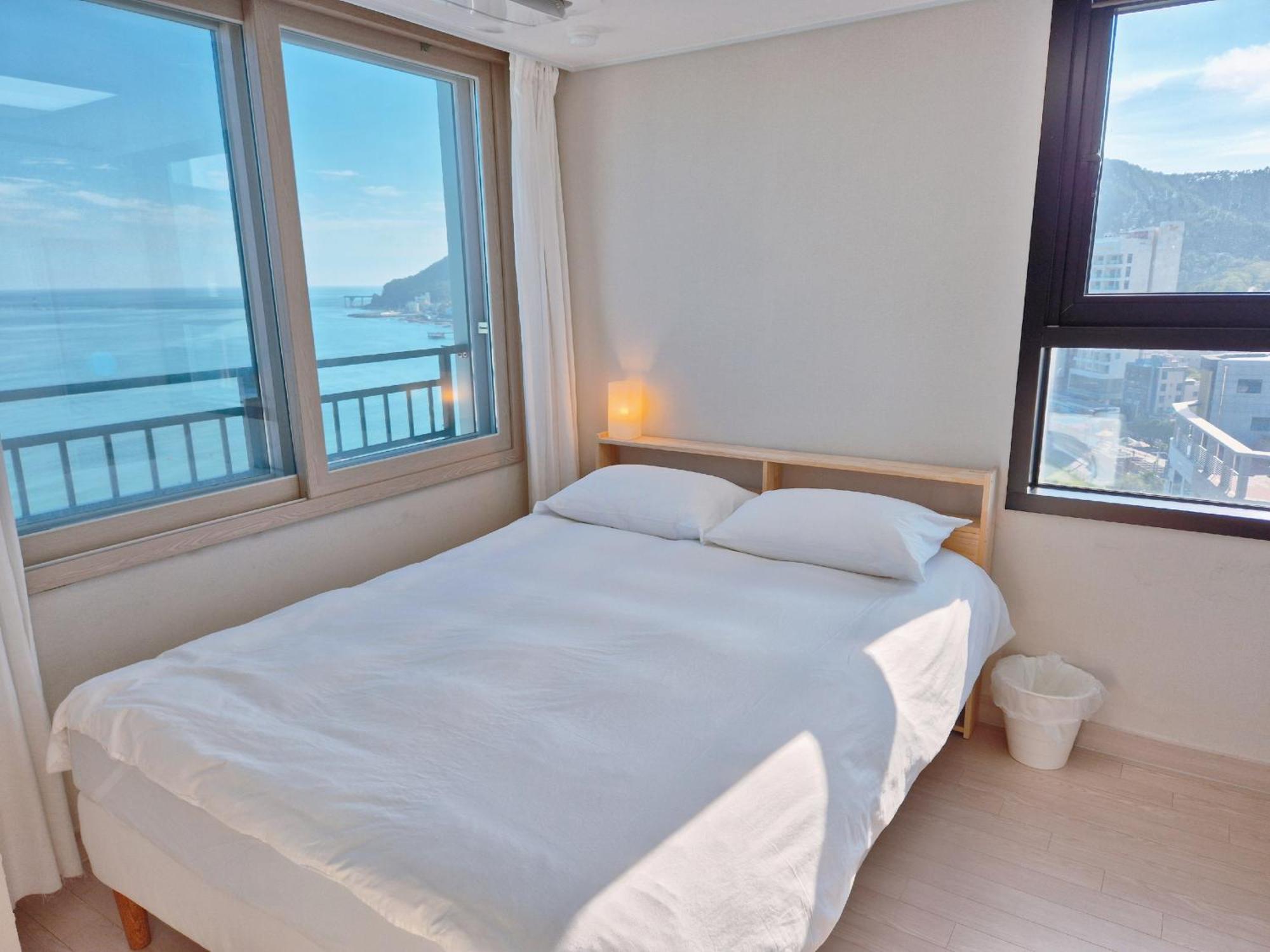 Hotel The First Ocean Songjeong Ciudad Metropolitana de Ciudad Metropolitana de Busan Exterior foto