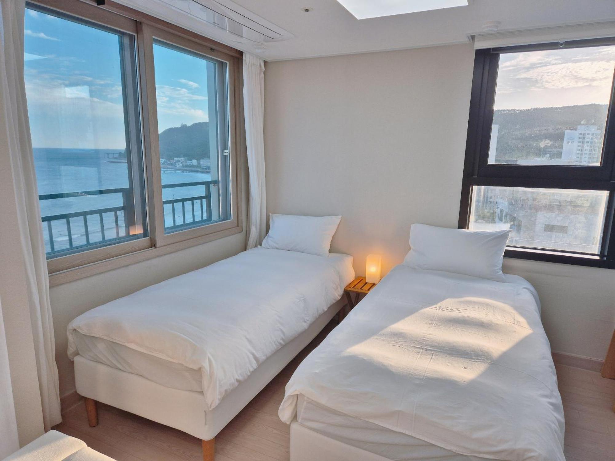 Hotel The First Ocean Songjeong Ciudad Metropolitana de Ciudad Metropolitana de Busan Exterior foto